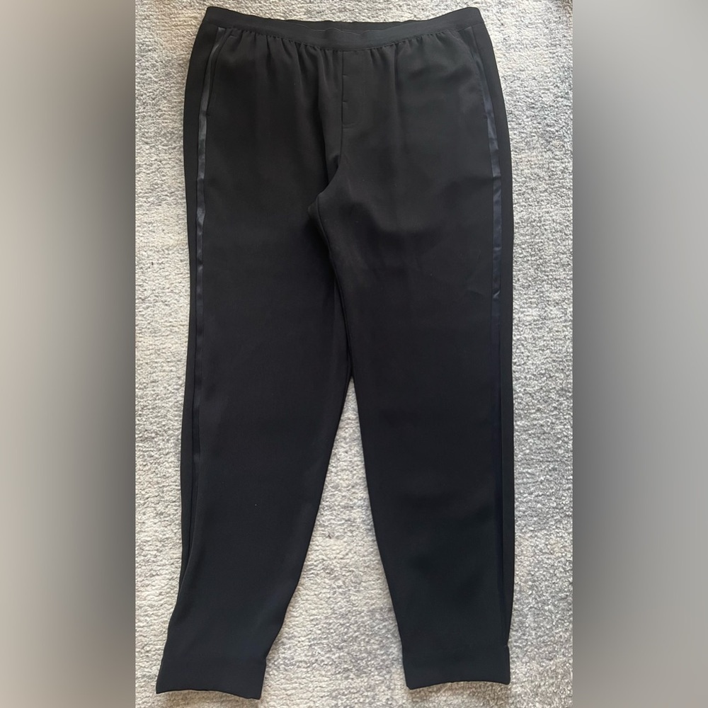 NWT $245 Vince Essential Satin Trim Pull On Pants Black elasticized Waist L